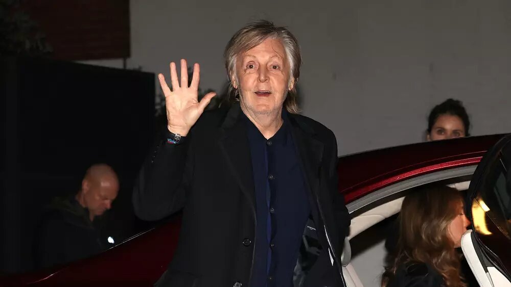 Видимо столько грамм для него минимум 