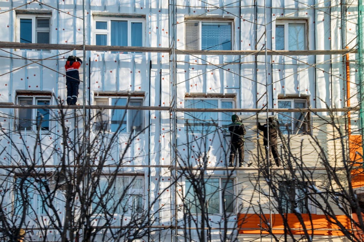    Жители Югры получили доступ к программам текущего ремонта своих домов в системе ЖКХ