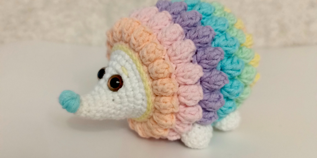 Мастер класс по вязанию "Ёжик - игольница" крючком