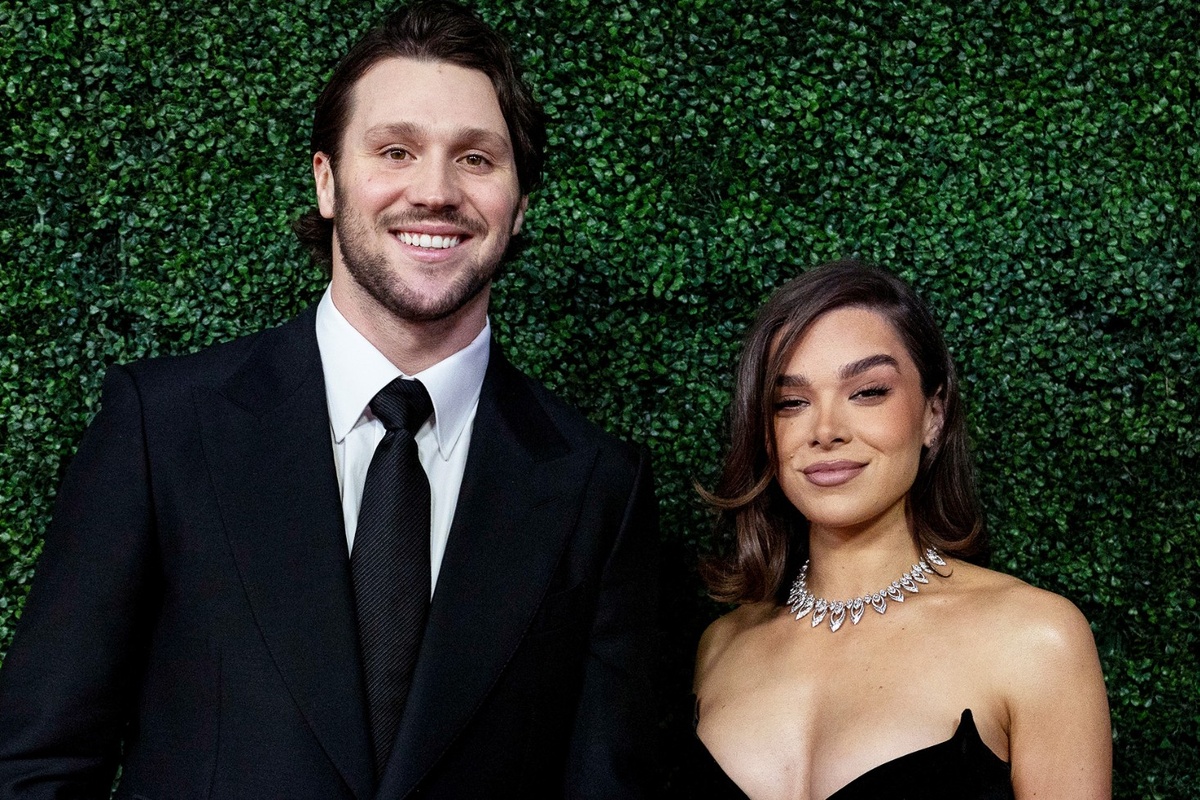 Хейли Стайнфелд и Джош АлленИсточник: Getty Images