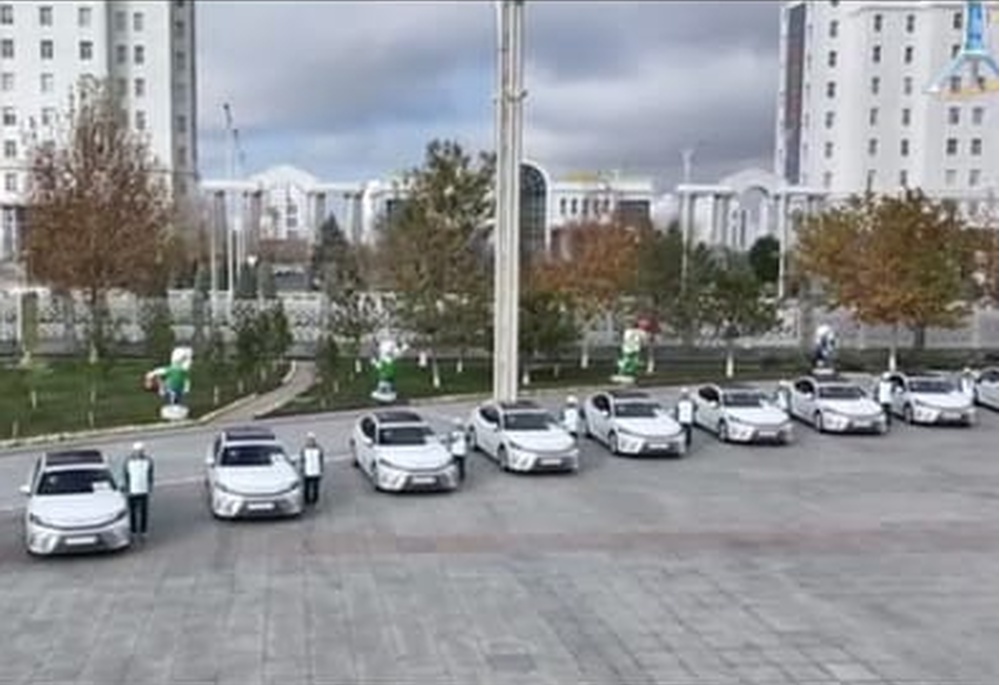 Церемония вручения автомобилей, 15 декабря, 2025 г., Ашхабад, Туркменистан