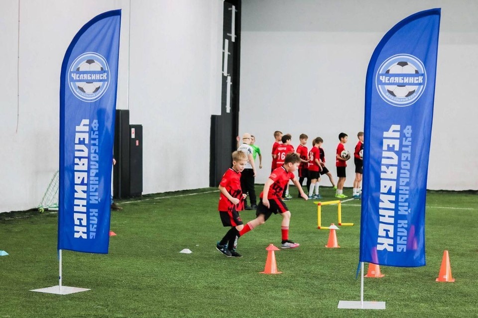    В турнире поучаствуют представители областного правительства, мэрии, центра спортивной подготовки, Адаптивной школы и Фонда поддержки гражданских инициатив. Фото: «Футбол без границ»