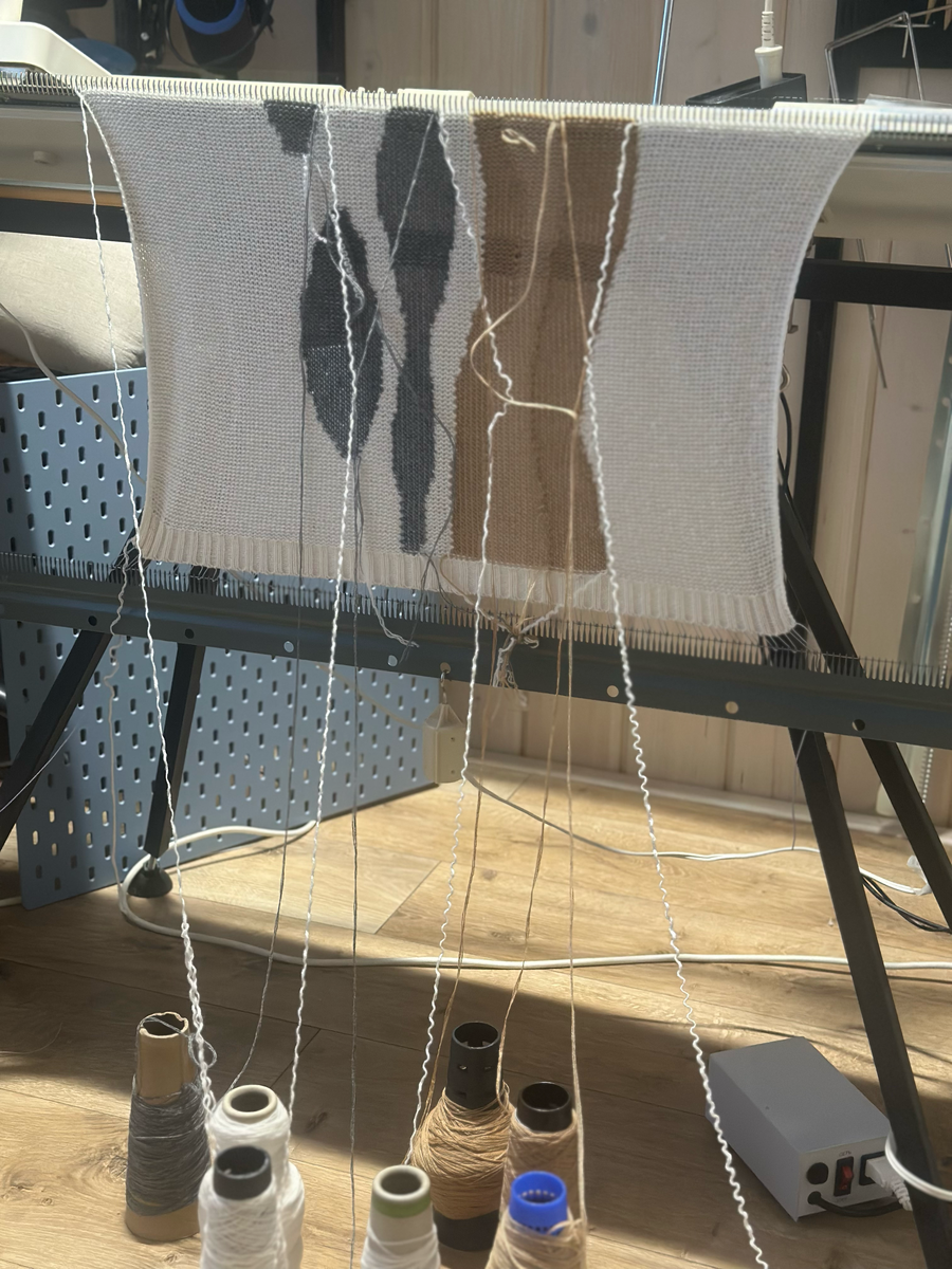 Вот так это выглядит процесс, очень медитативное занятие)