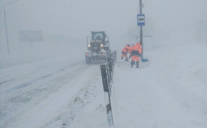 Дорожные службы переведены на круглосуточный режим работы / Фото: пресс-служба губернатора Сахалинской области