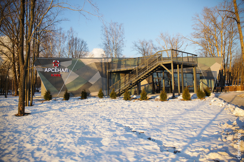    Кафе "Арсенал" открылось у парка "Победы". Первыми посетителями заведения стали дети из кадетского класса школы № 1 и из семей участников СВО.