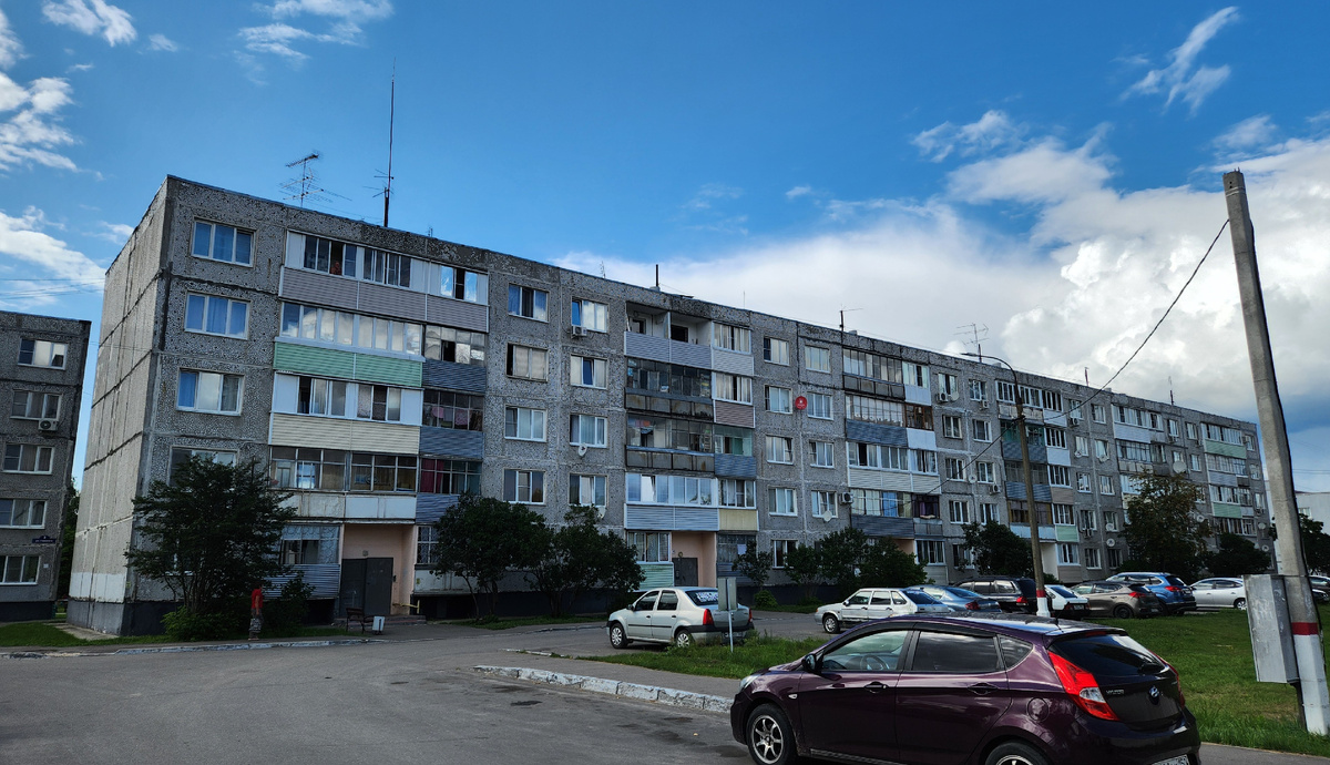 Тоже классическая 111-121-1 в Электрогорске. Фото автора