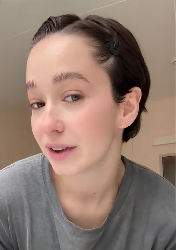 Личная страница Аиши в соцсети