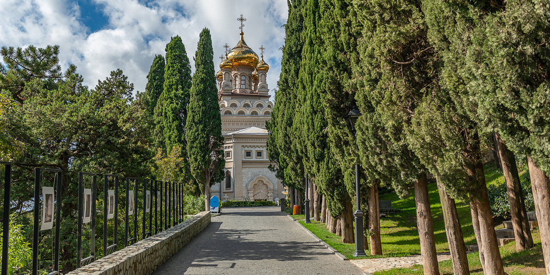 Преображение святого места: обновленный Храм Архангела Михаила в Алупке! Крым.