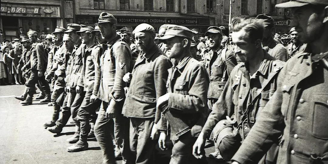 О чём вспоминали немецкие военнопленные после позорного марша по Москве в 1944 году