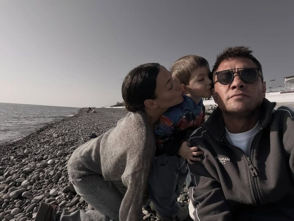    Павел Прилучный и Зепюр Брутян. Источник: @bugevuge*