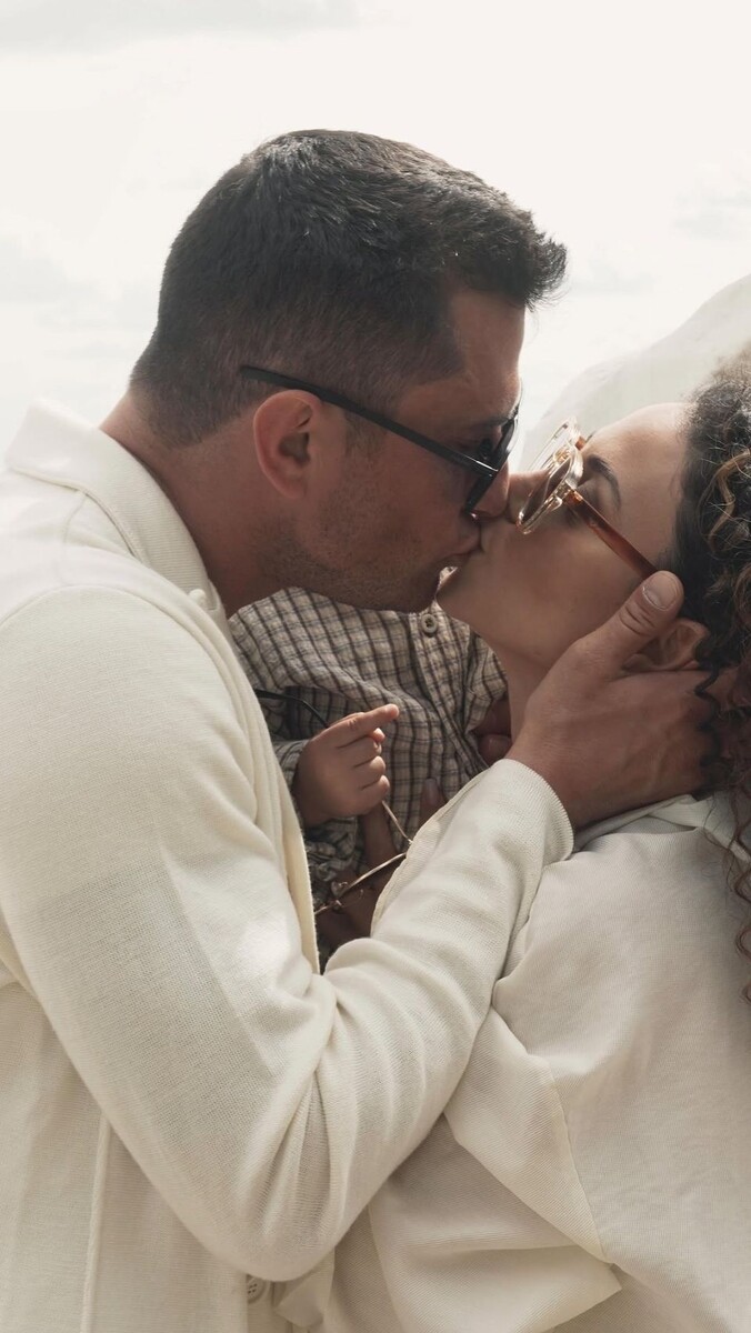    Павел Прилучный и Зепюр Брутян. Источник: @bugevuge*