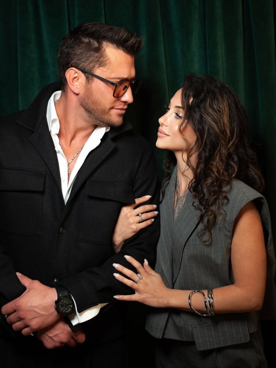    Павел Прилучный и Зепюр Брутян на премьере фильма. Источник: @bugevuge*