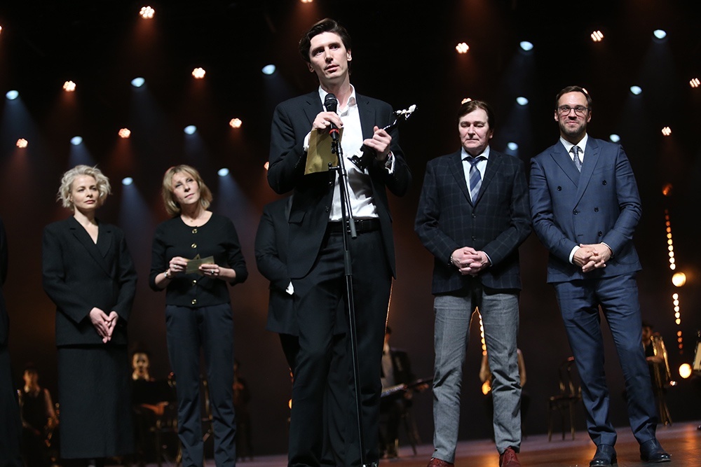    Получить признание зрителей - мечта и счастье любого театрального деятеля. / Валерия Новокрещенова