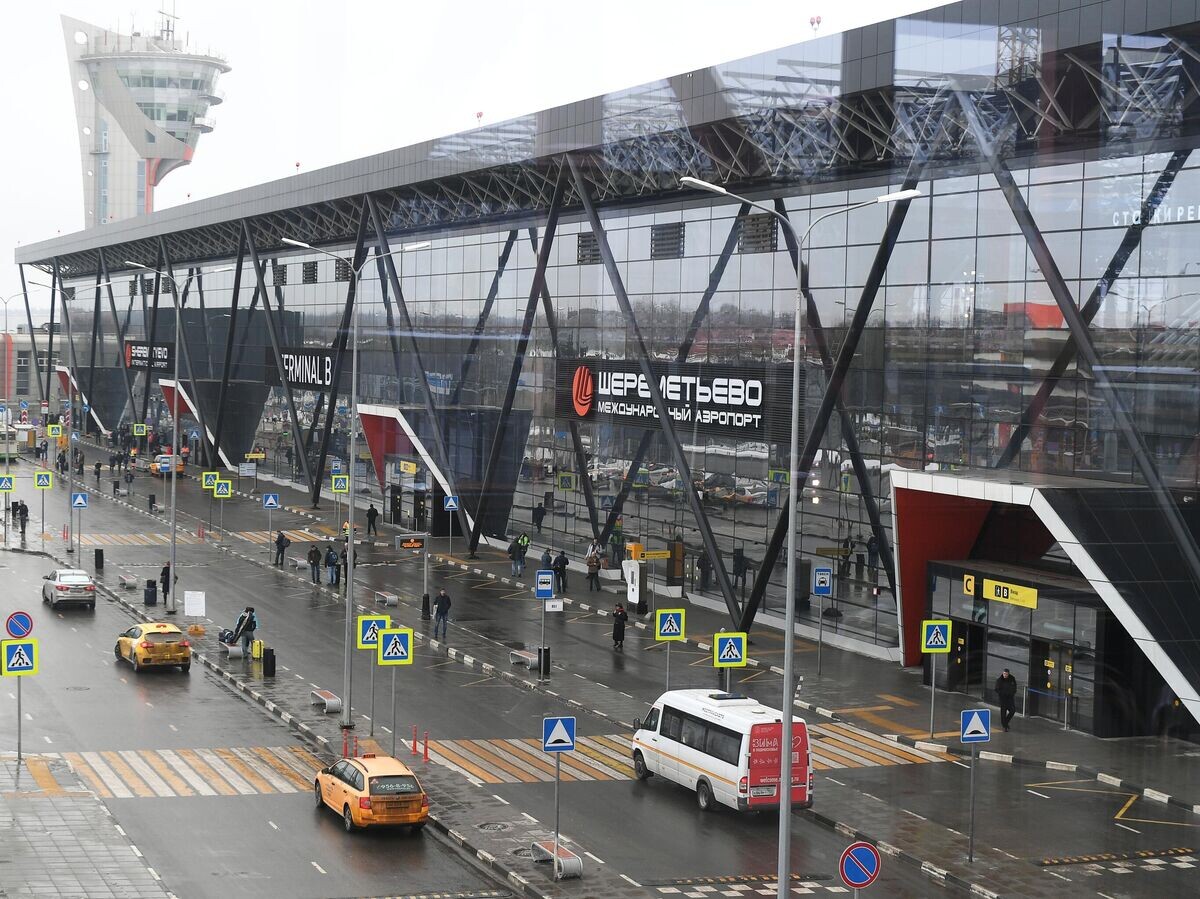    Вид на терминал B международного аэропорта Шереметьево в Москве | © РИА Новости / Максим Блинов