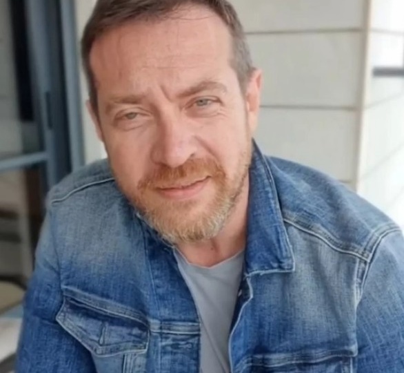 Как живет в Израиле Кирилл Сафонов: Жена спилась, взял в жены известную певицу, а дочь выдал замуж за своего ровесника