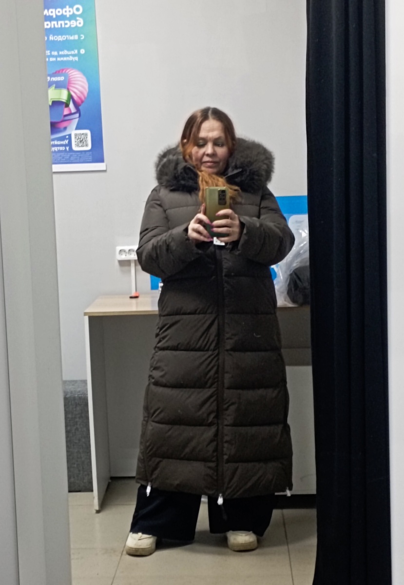 Легким движением руки поменяла пальто на пуховик. Теперь могу, как медведь, на снегу спать... 