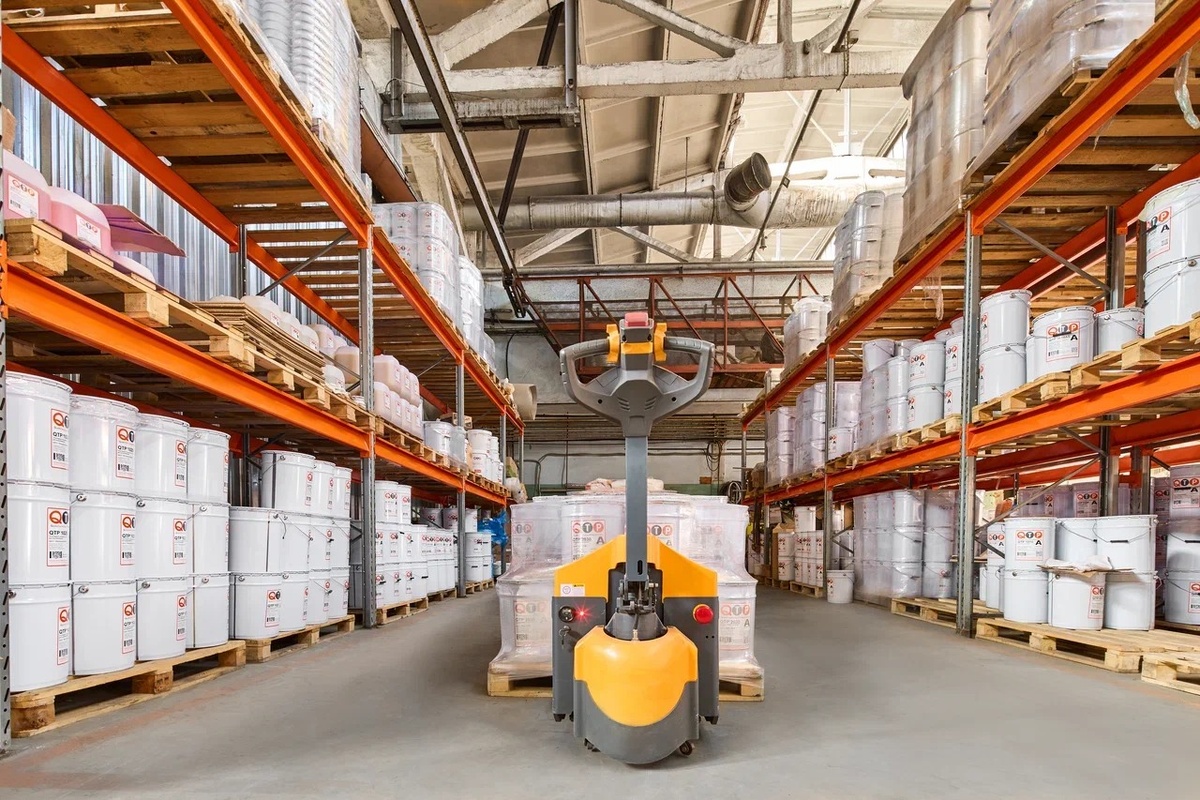 Логистика и хранение полимерных материалов в холодное время года.