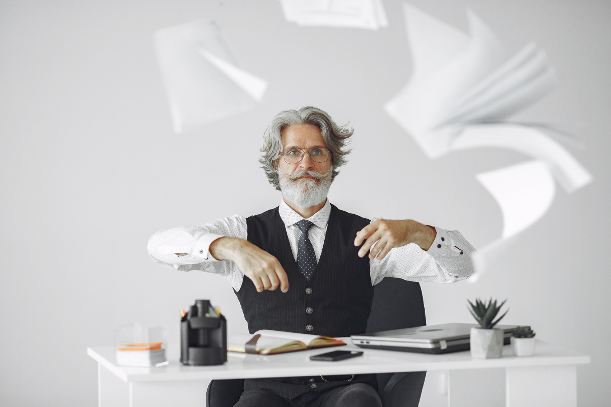 как найти первых клиентов для онлайн‑школы в 2026 году