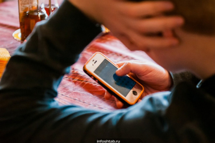 Мошенники начали обманывать астраханцев под видом проверки качества воды