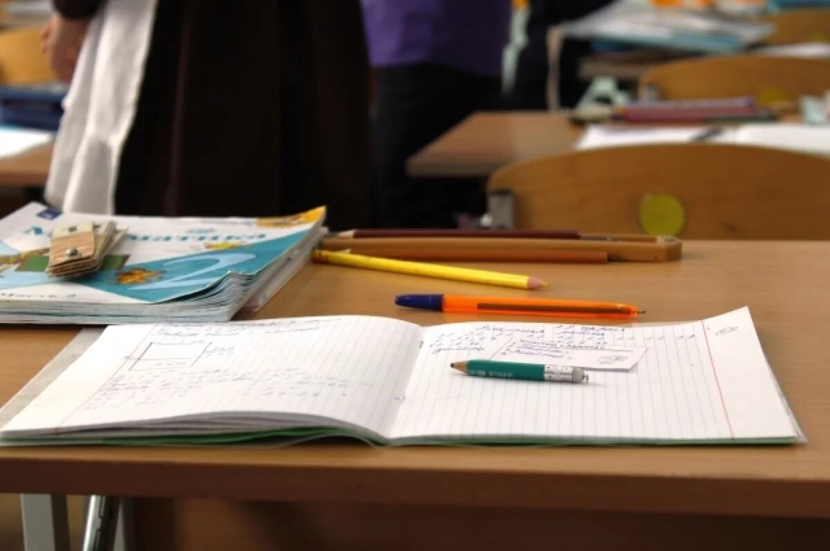    При нападении в Одинцове одна из учителей эвакуировала свой класс из окна