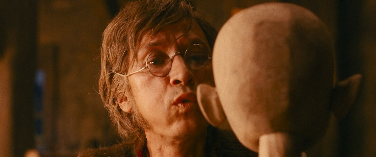 (источник: kinopoisk.ru)