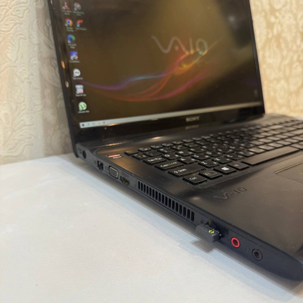 Sony Vaio SVE1712V1RB zamaeviliya