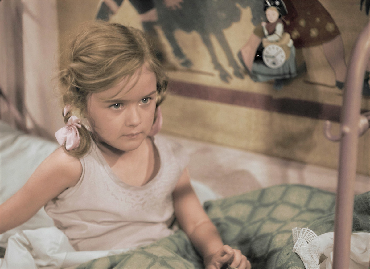 Кадр из фильма «Подкидыш», производство киностудии «Мосфильм», режиссёр Татьяна Лукашевич, 1939 г.