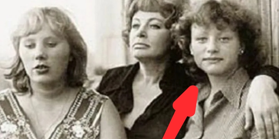 "Лежала среди пьяниц": Трагическая судьба Арины Рыбниковой