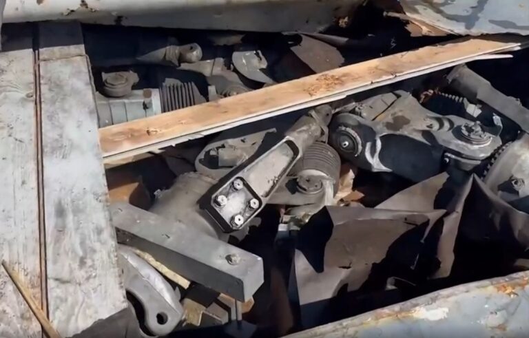    Из Оренбуржья в Среднюю Азию пытались незаконно вывезти вертолётные запчасти Оренбуржье