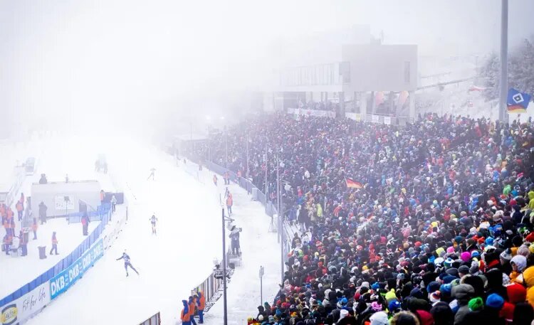    Биатлонный стадион в Оберхофе / Источник фото: IBU