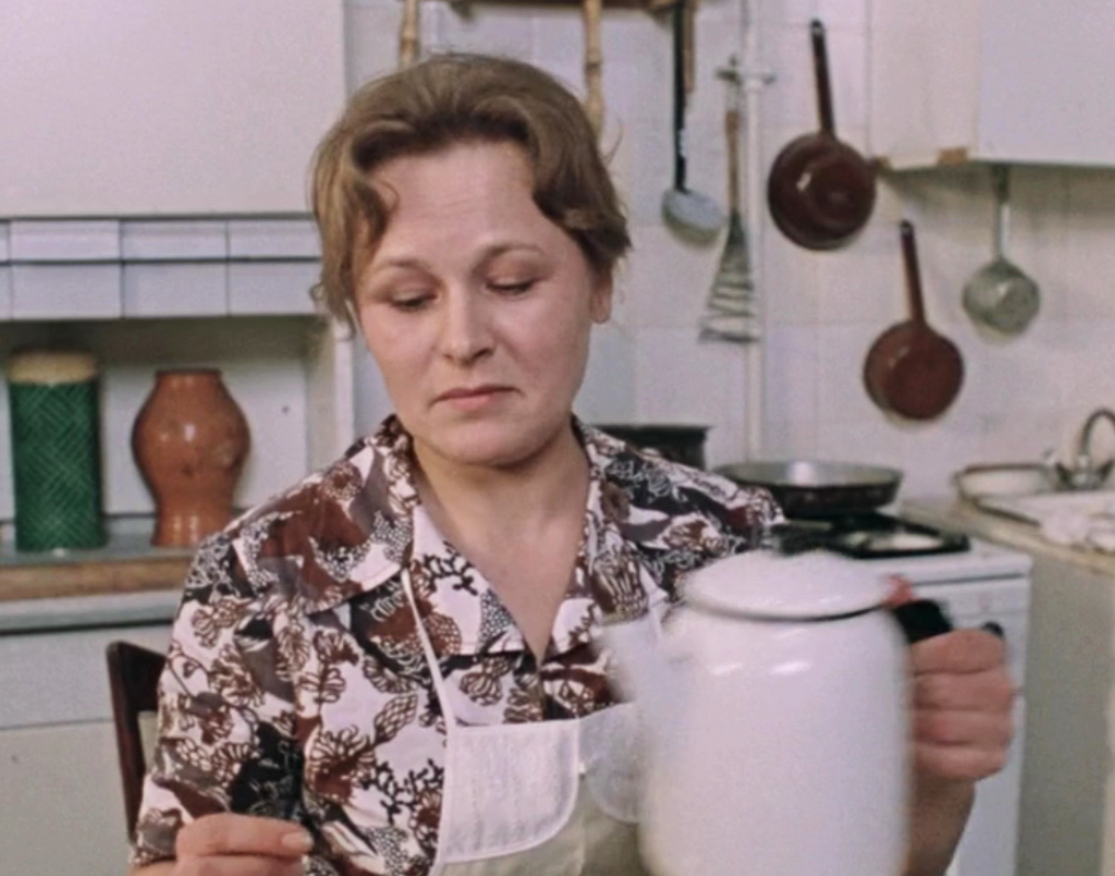 Раиса Рязанова в фильме "Москва слезам не верит"