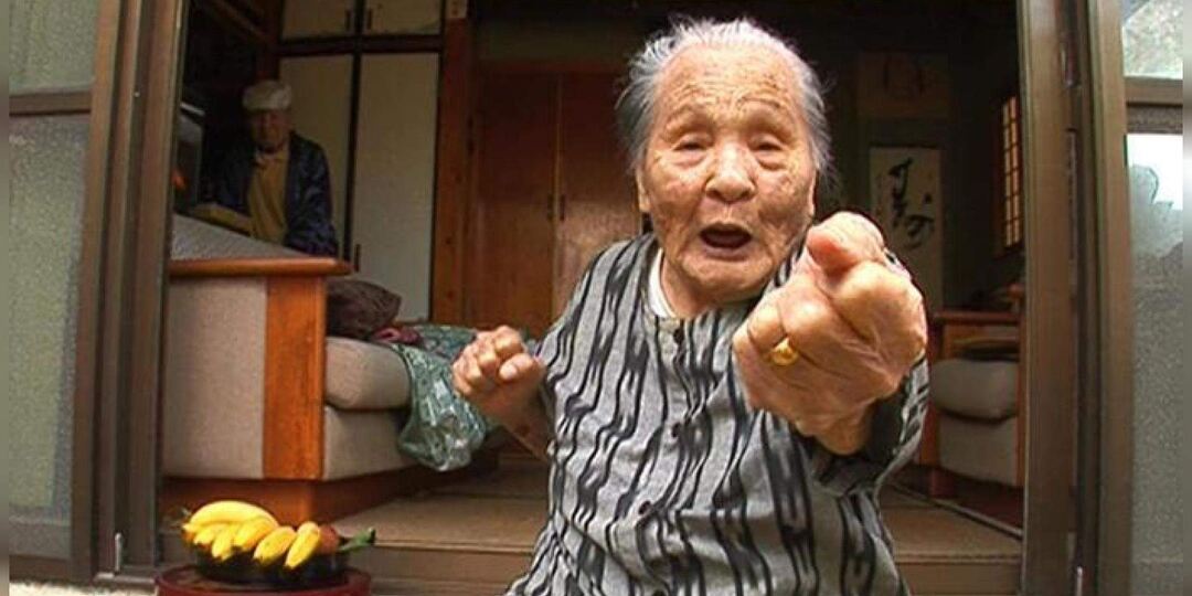 «Столетние дедушки», мумии-пенсионеры и «голубые зоны» лжи: как фальсификация возраста стала частью государственной и бытовой экономики