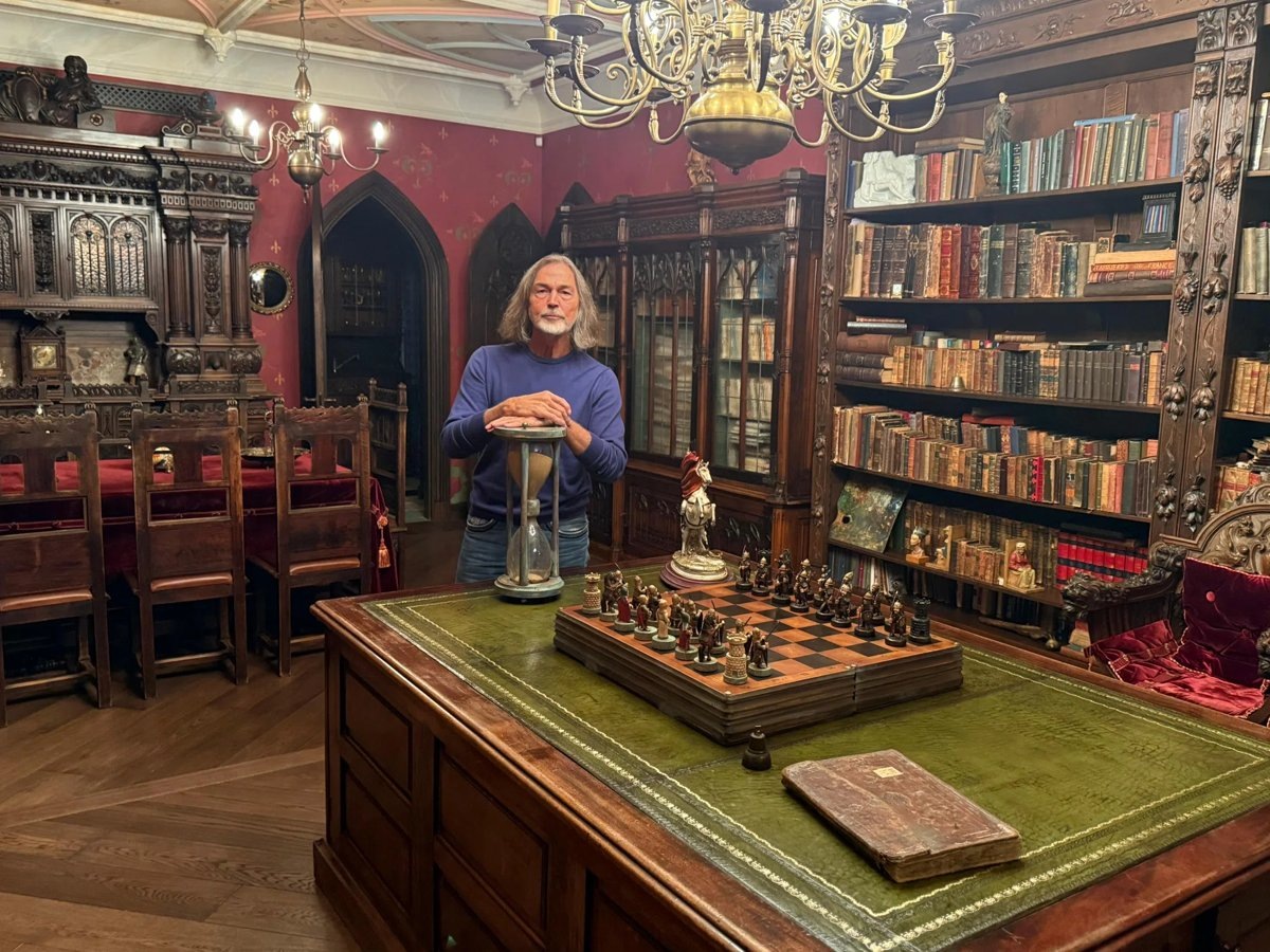  Стол Наполеона