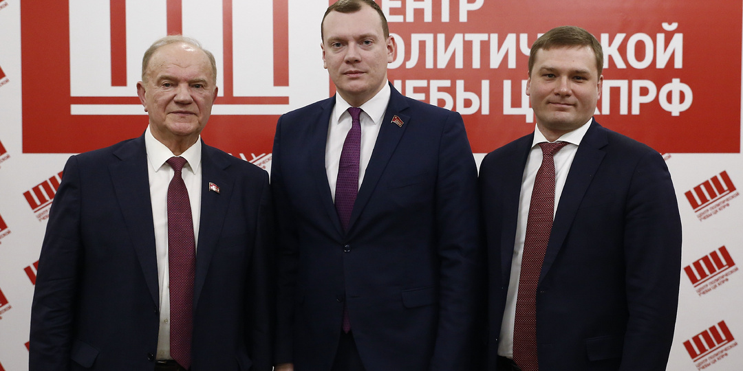 Подготовка кадров — ключевое звено партийной работы.