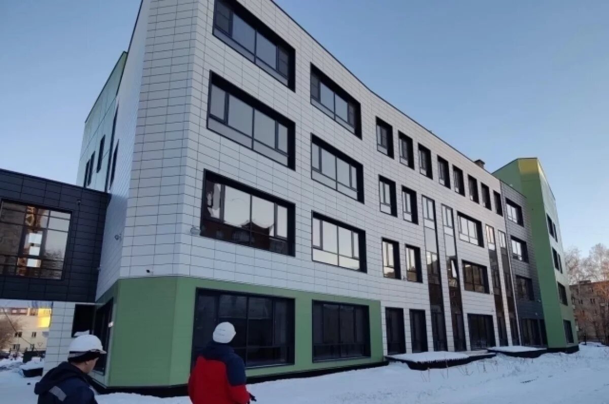    В Новосибирске завершают строительство нового корпуса Экономического лицея