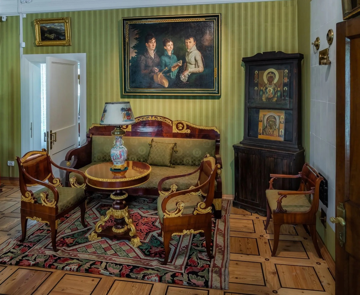 Мураново. Зелёная гостиная. Фотография А.В. Котуранова.