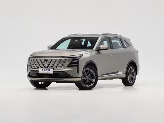 Changan CS75 Plus после обновления: Китайский хит 2025 — турбо за 2,7 млн, для дальних поездок с комфортом