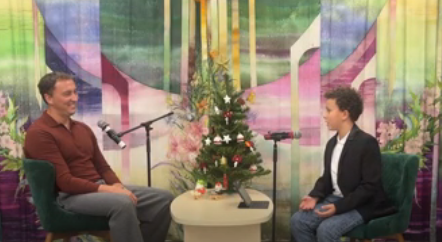 Ведущий Иван Шабинский и его папа Кирилл Александрович Шабинский во время записи подкаста