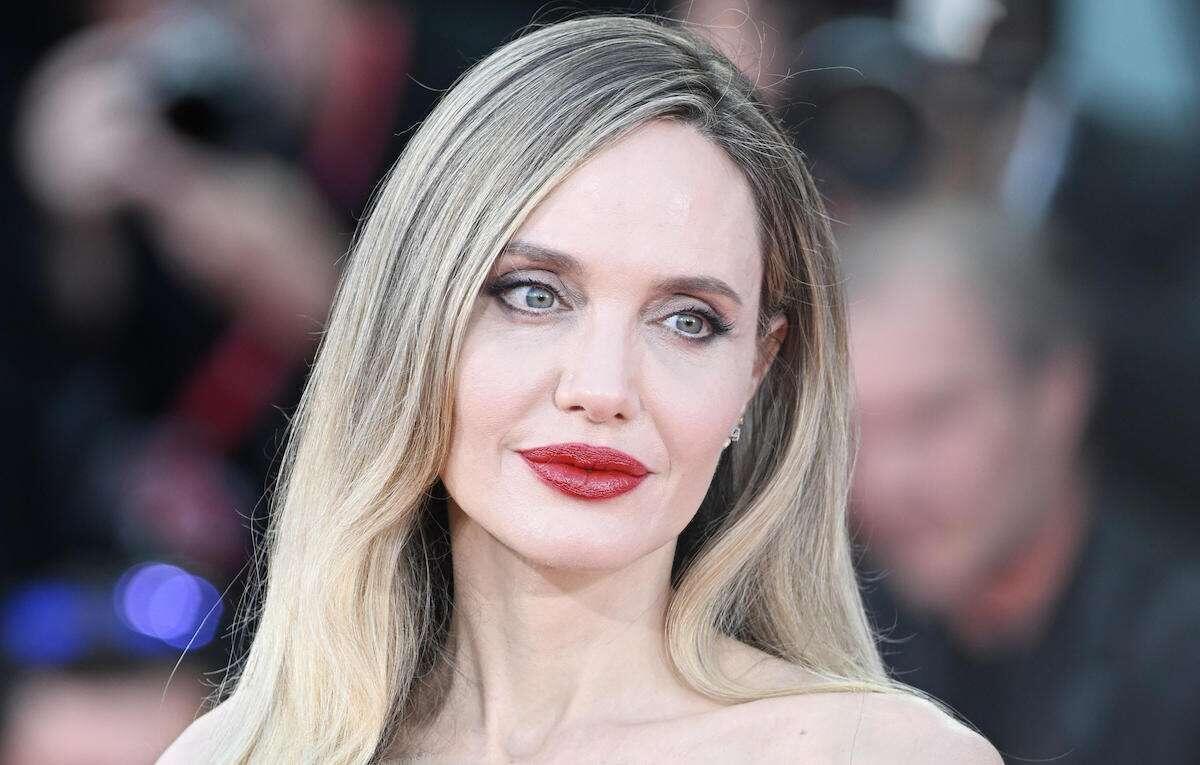     Анджелина Джоли globallookpress.com/Cover Images