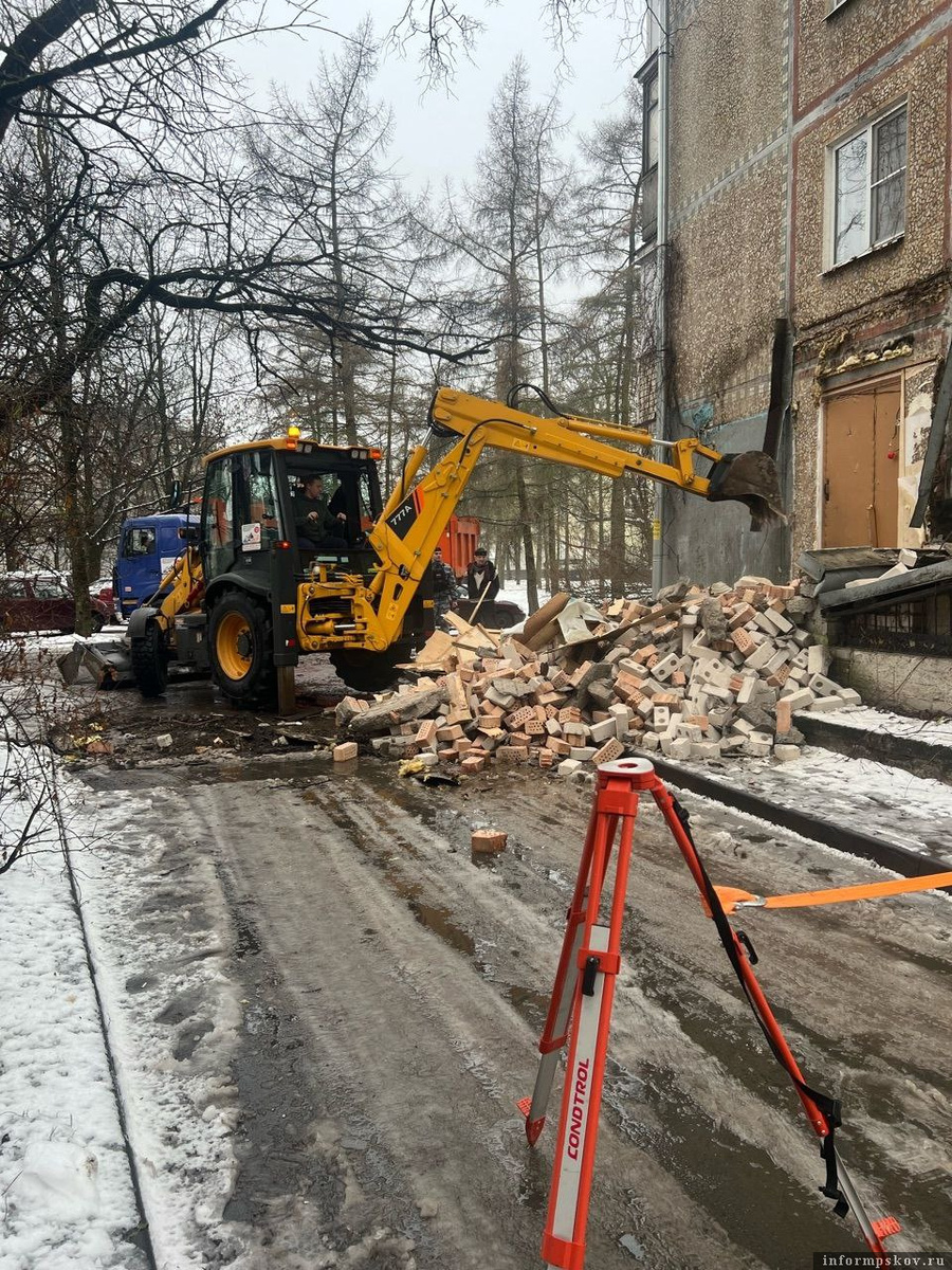 Фото здесь и далее: пресс-служба УФССП России по Псковской области