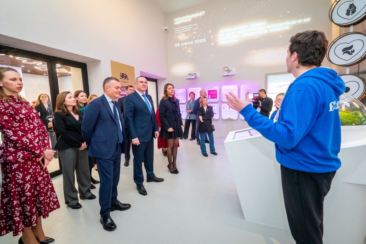    Губернатор Руслан Кухарук на открытии филиала НЦ «Россия» назвал югорчан первооткрывателями