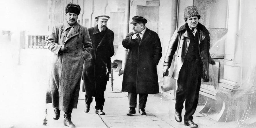 Иосиф Сталин, Алексей Рыков, Лев Каменев, Григорий Зиновьев, апрель 1925 года