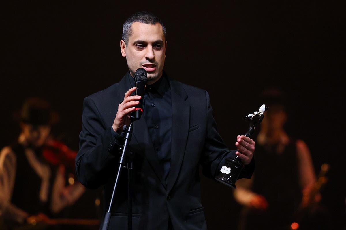 Артем Геодакян / ТАСС📷Режиссер Роман Габриа, получивший награду в номинации «Лучший режиссер» (Спектакль «Театральный роман», Театр им. Ленсовета)