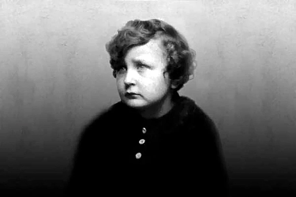 Георгий Эфрон в детсве. Сын. Георгия домашние называли Муром