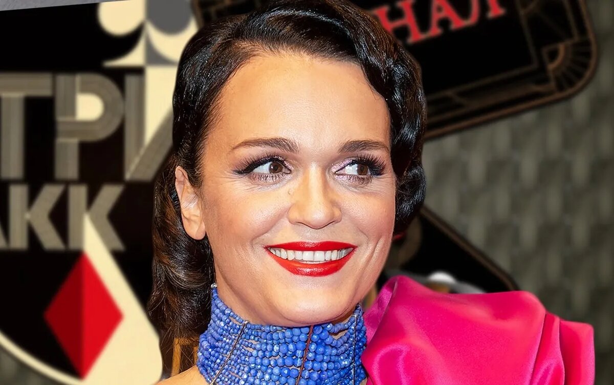    Певица Слава задумалась судиться с Ларисой Долиной