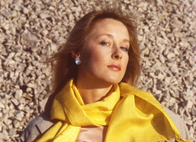 Лариса Удовиченко в юности отличалась аристократической красотой. Фото: Pinterest