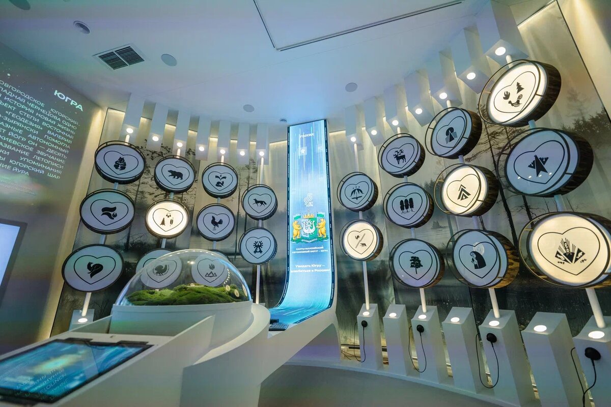    Артём Жога пригласил россиян посетить филиал Национального центра «Россия» в Югре