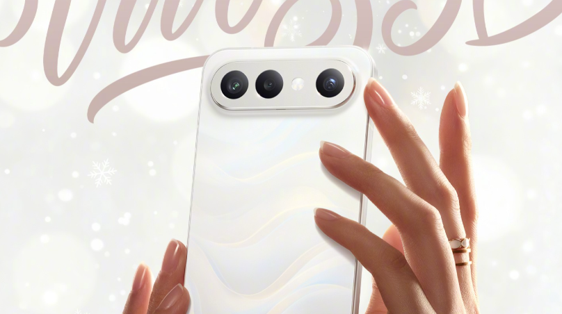 Обе новинки отличаются небольшими размерами и малой толщиной