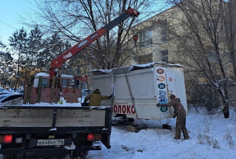    В Оренбурге с начала года снесли 148 незаконных киосков Оренбуржье