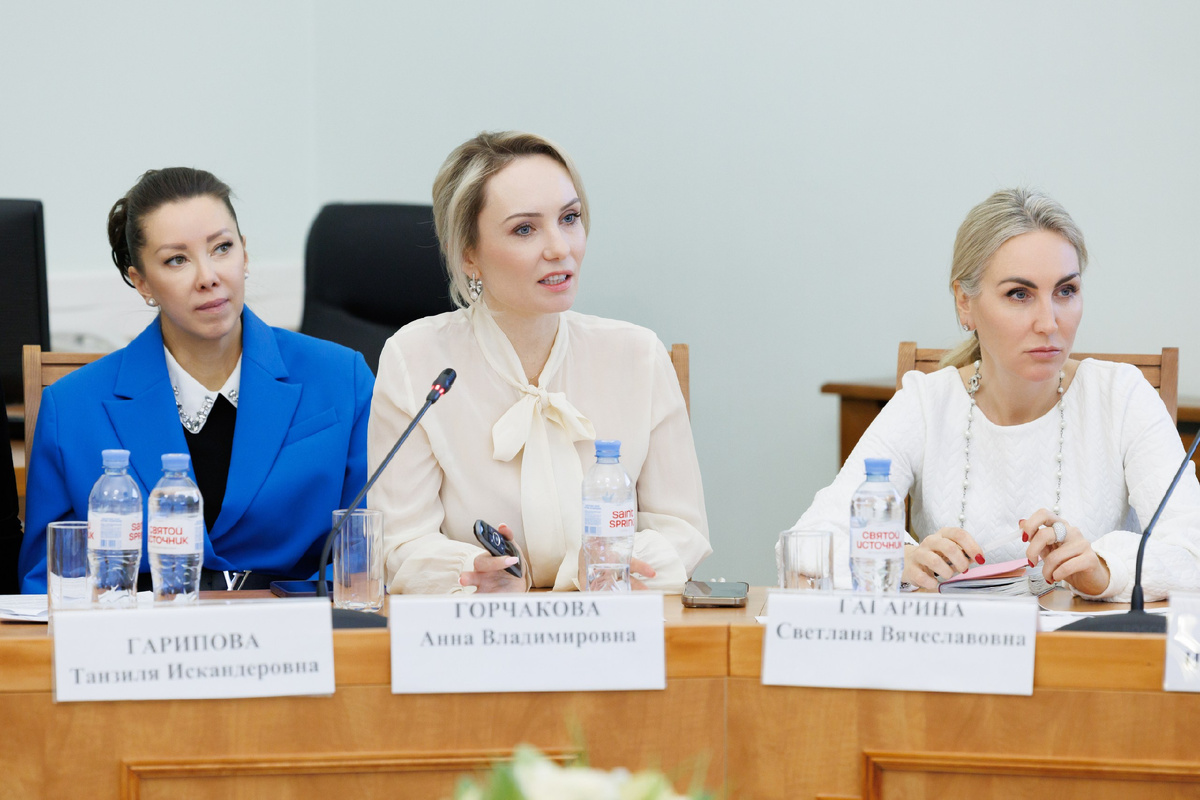 Анна Горчакова